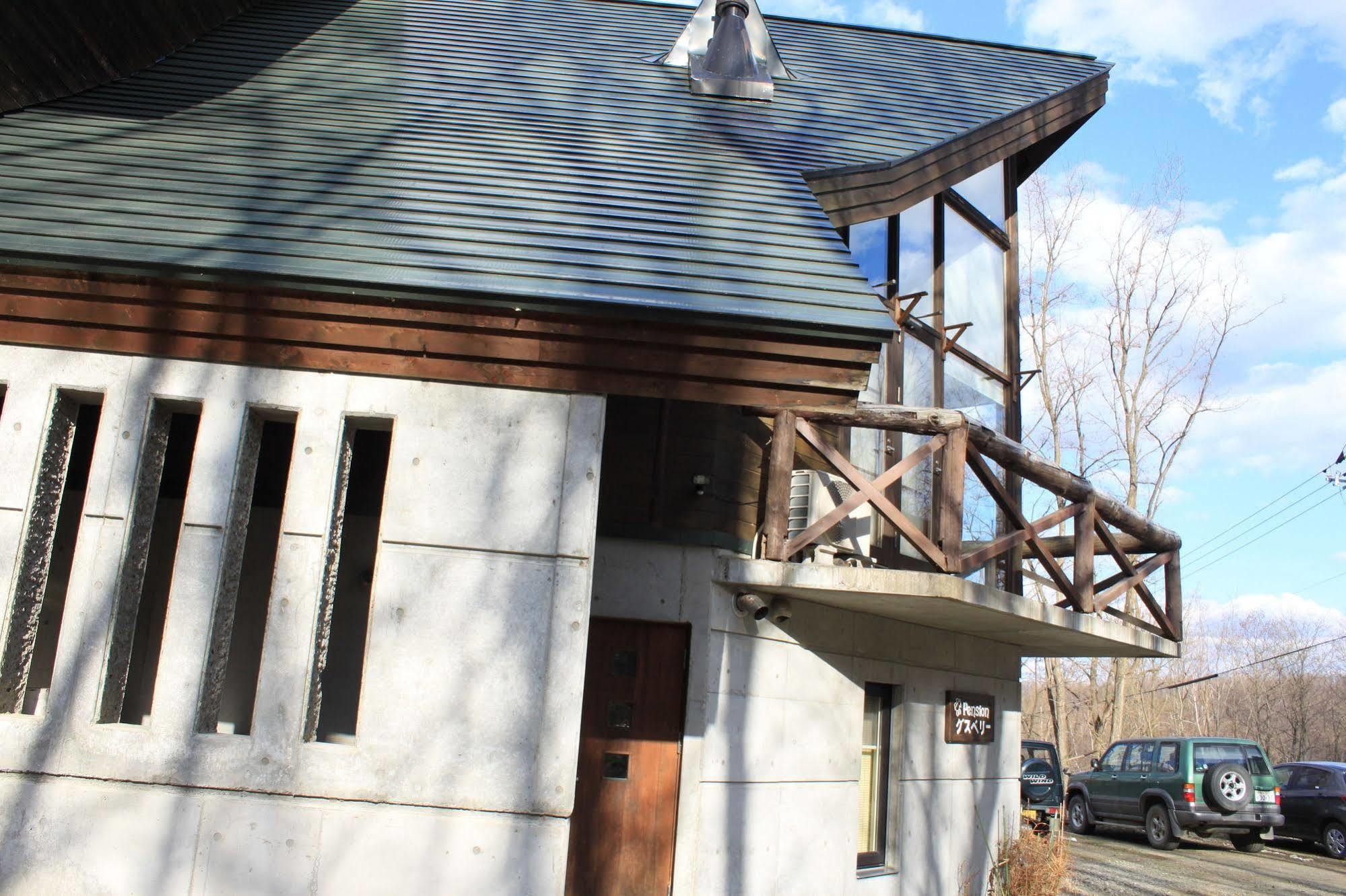 Pension Gooseberry Фурано Экстерьер фото